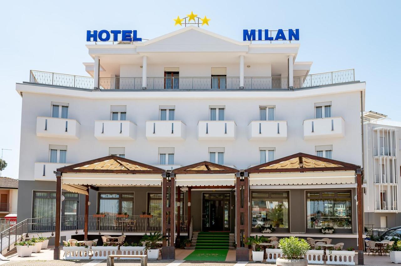 Hotel Milan Rosolina Mare Exteriör bild