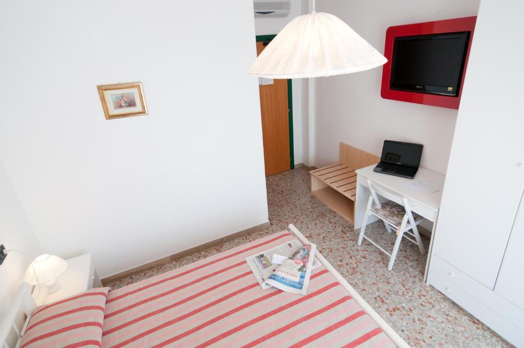 Hotel Milan Rosolina Mare Rum bild